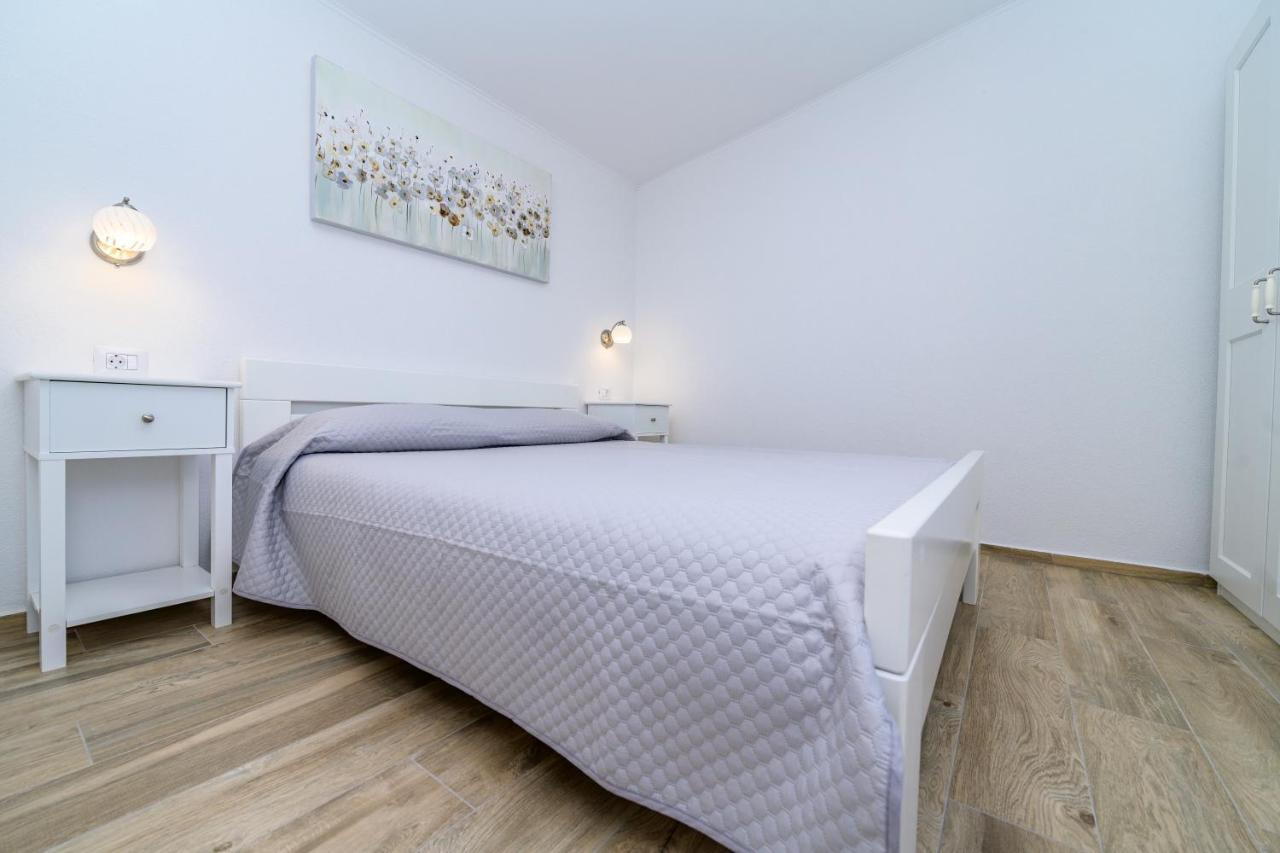 Krcina Holiday Home Црес Экстерьер фото