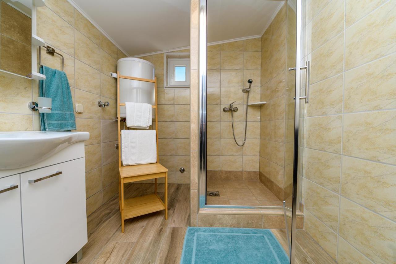 Krcina Holiday Home Црес Экстерьер фото