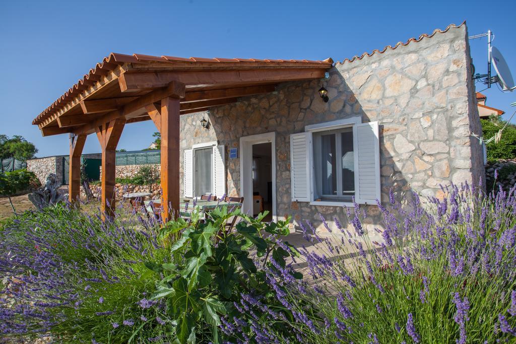 Krcina Holiday Home Црес Экстерьер фото